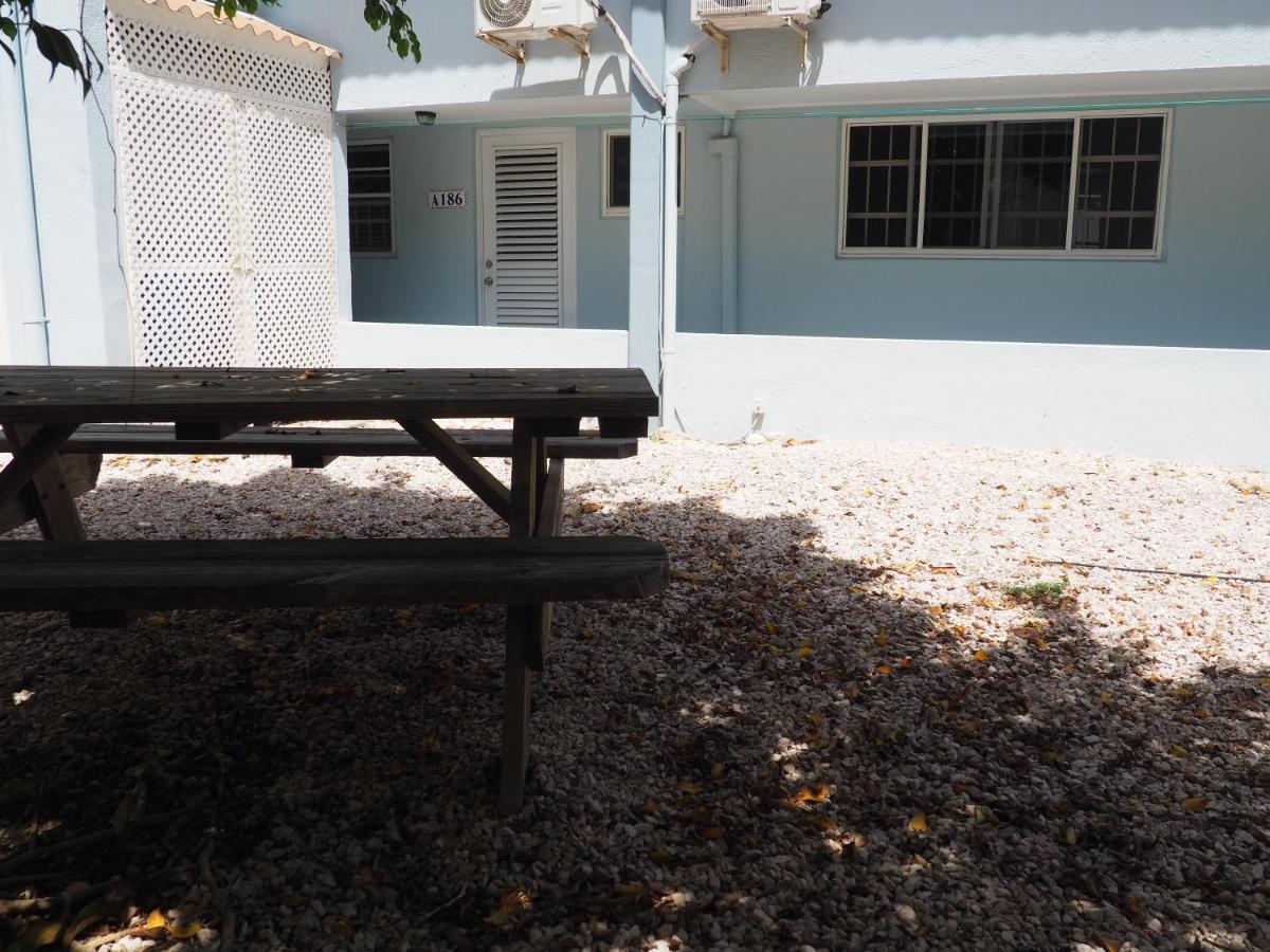 Kas Di Bami A-186 Op Seru Coral Resort - Ruim Appartement Met Groot Zwembad En Tropische Tuin Willemstad Exterior photo